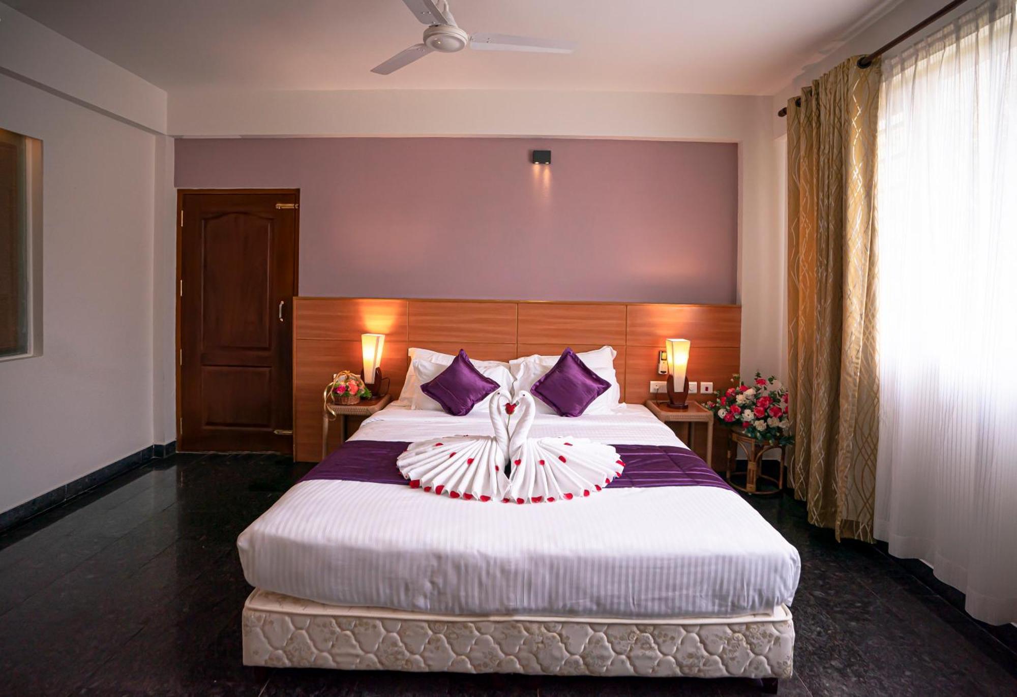 Peppervine Hotel Thekkady Room photo